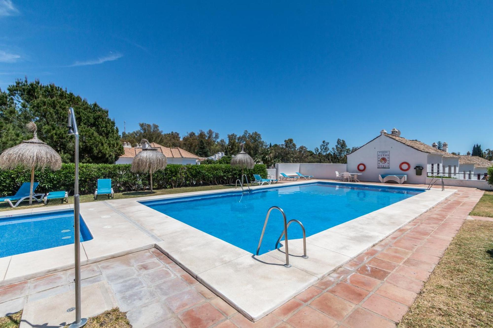 Townhouse El Naranjal Сasa de vacaciones Marbella