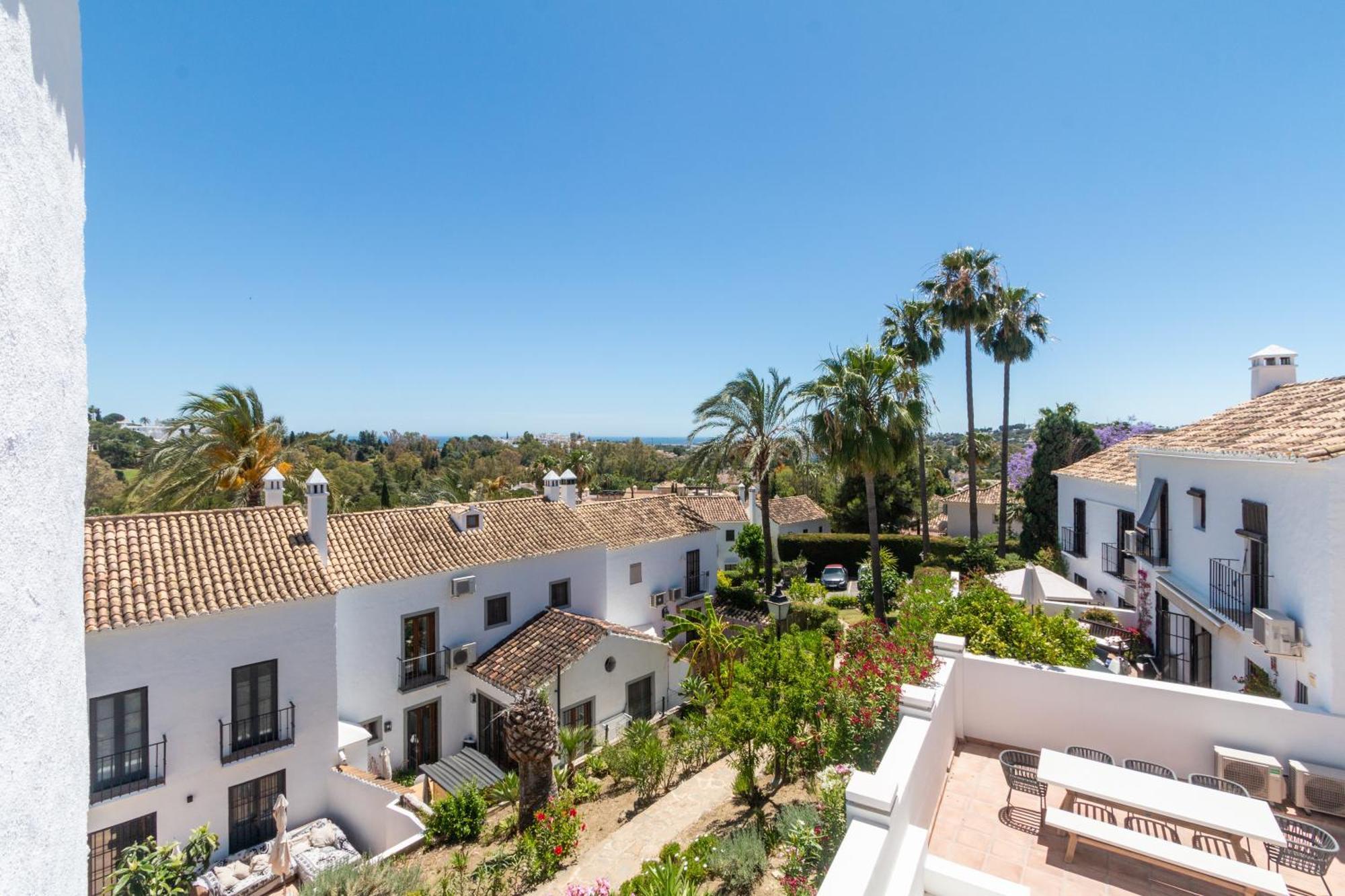 Townhouse El Naranjal Сasa de vacaciones Marbella